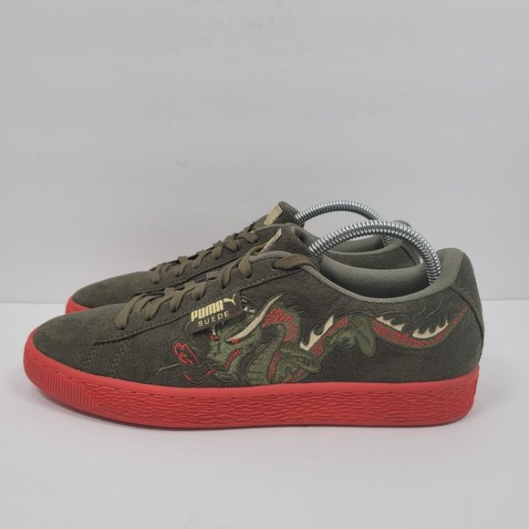 Puma Suede Dragon Edition Men's Green Red Sneakers 368359 01 US Size 9 - Picture 2 of 8